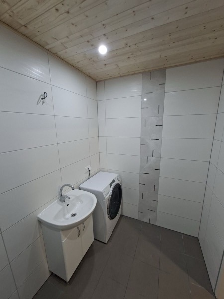 Dušinurga paigaldus